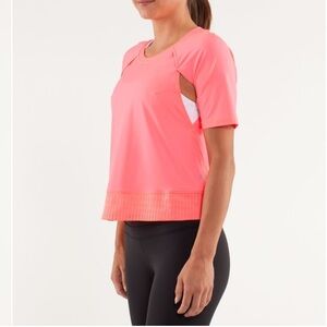 Lululemon ‎ Sun Runner Short Sleeve Hot Pink-Orange Color Mesh Hem READ